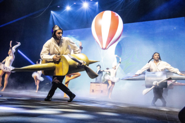 Illustration du spectacle de noël le tour du monde en 80 jours à Paris